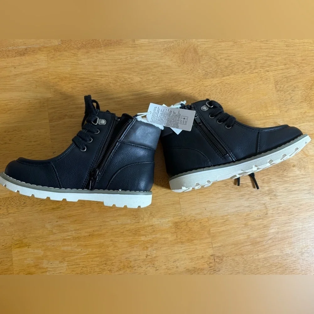 Old Navy Kids Hiker Boot Black With Sherpa Size 10 New!